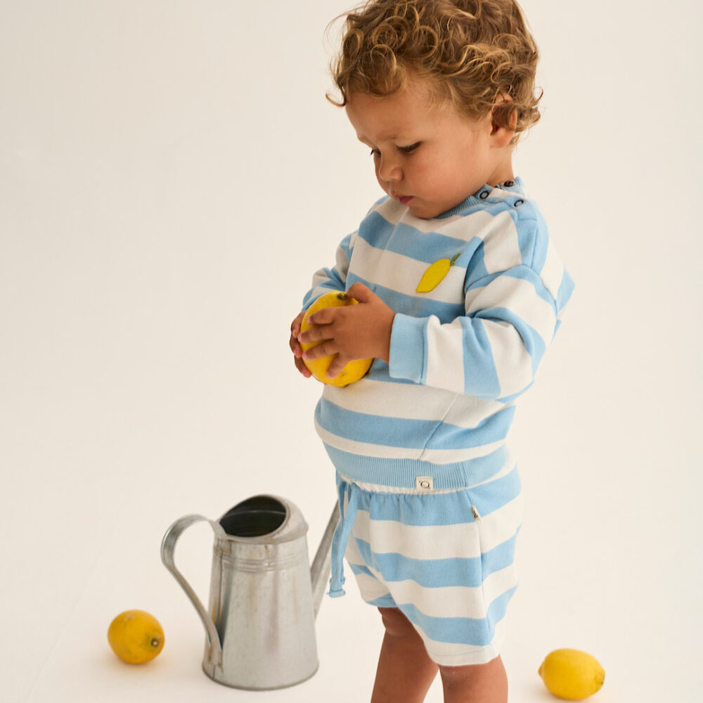 Bluza w letnie paski z miękkiej bawełny | Cozmo SS26