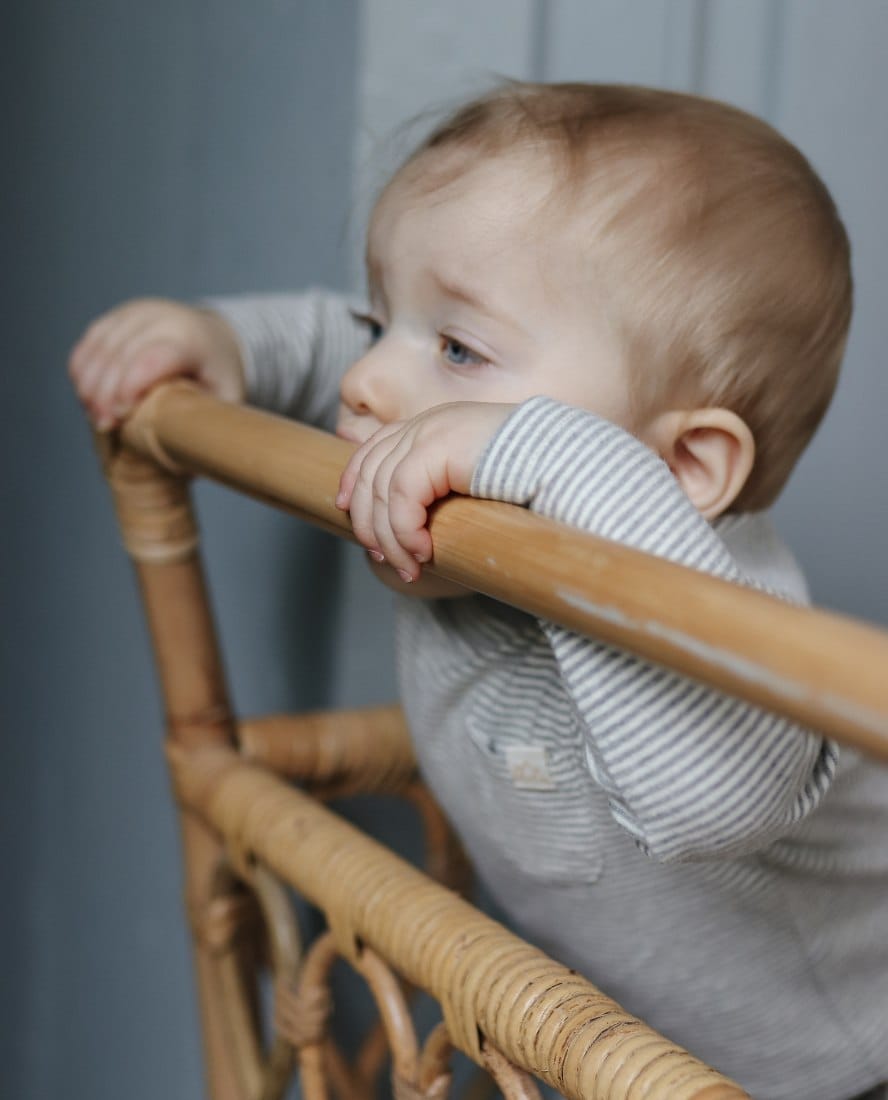 Bluzka niemowlęca z bawełny organicznej | Szare paski