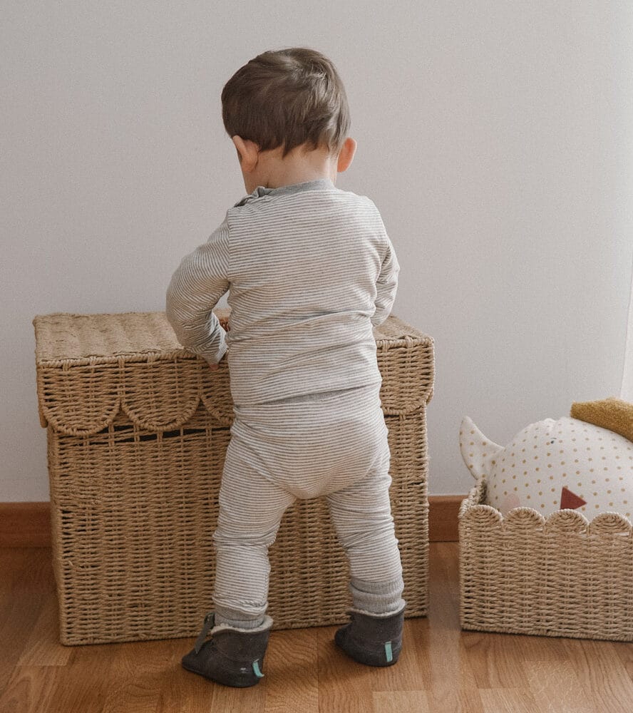 Legginsy niemowlęce z bawełny organicznej | Szare paski