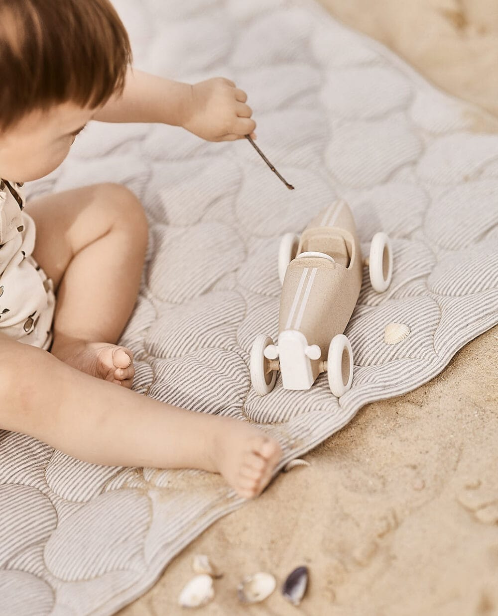 www.bynela.plsklepnorth-baby-niemowleca-mata-z-bawelny-organicznej-szare-paski 03 Niemowlęca mata z bawełny organicznej