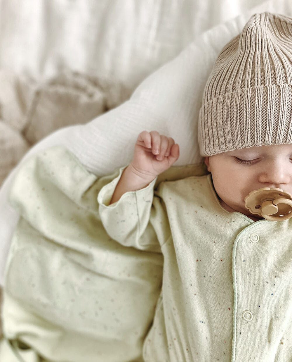 Organiczny rampers niemowlęcy Aloe