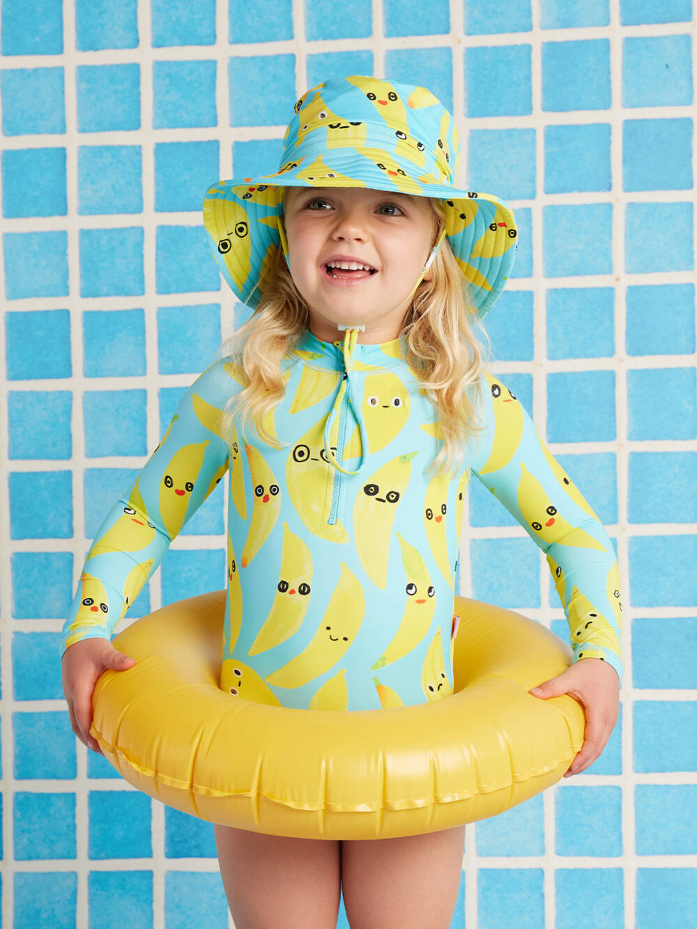 bynela-halcyon-nights-zip-bather-bucket-hat-peel-party-01 strój kąpielowy dziecięcy długi rękaw Halcyon Nights Peel Party
