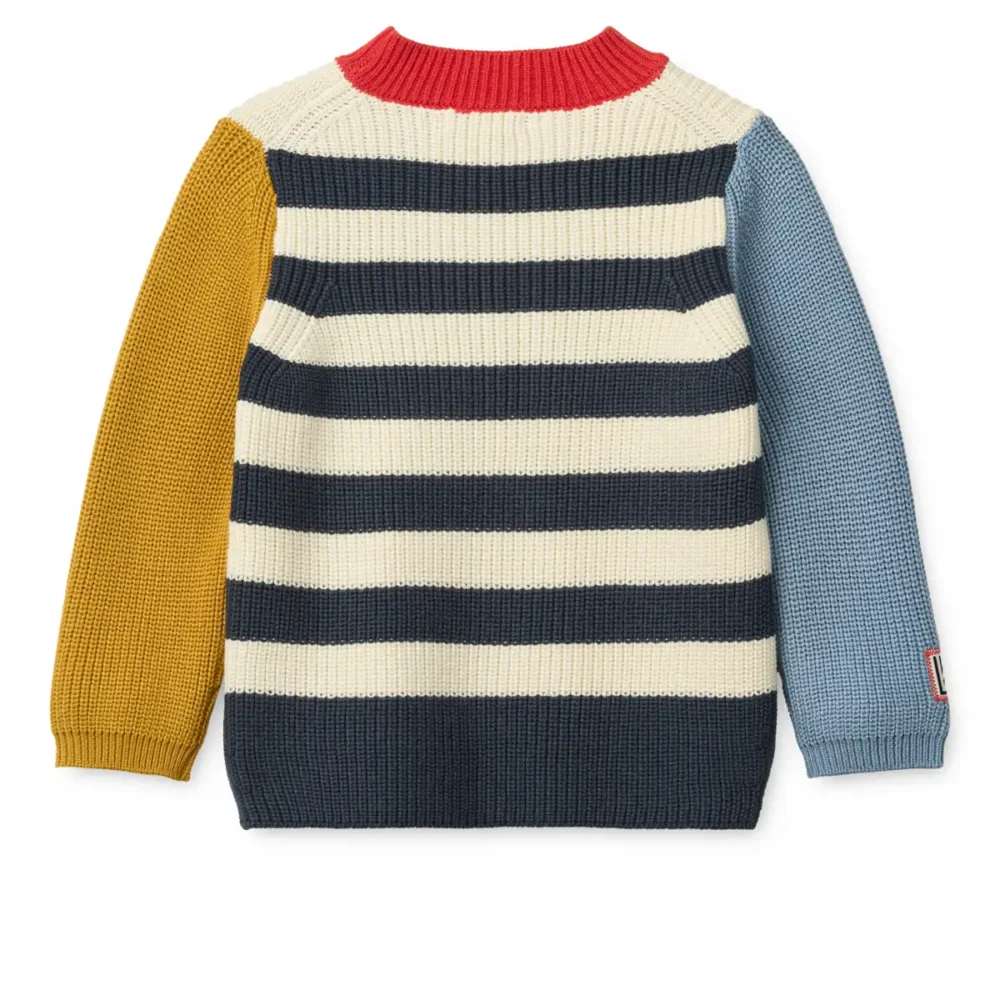 Sweter Levi od Liewood – klasyczny sweterek ze stójką